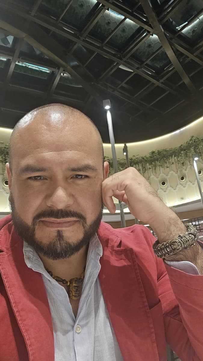 Héctor, fundador de Alcyon